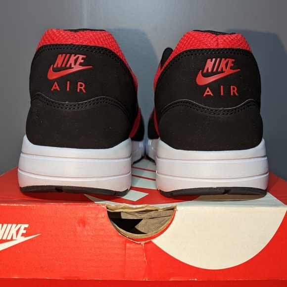 Size 10.5 - Nike Air Max 1 Ultra 2.0 Essential University Red - Picture 3 of 8